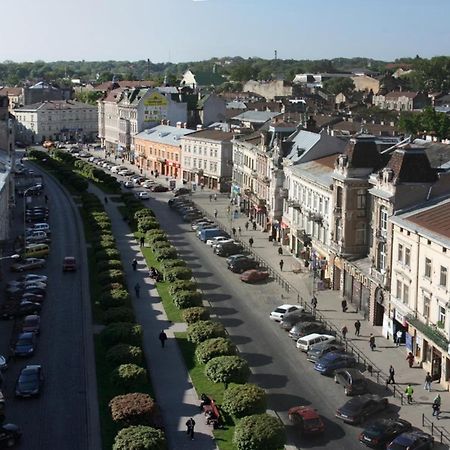 Apartment on Lychakivska 6-A Lwów Zewnętrze zdjęcie